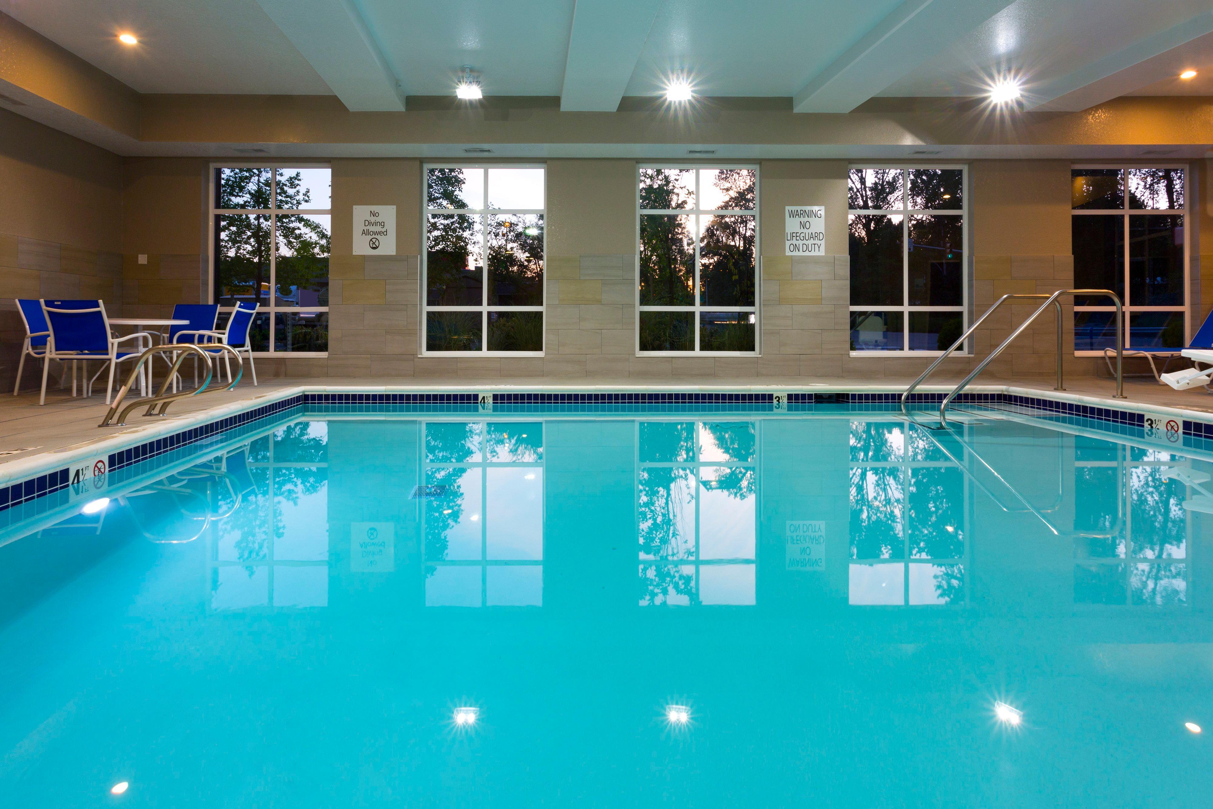 Holiday Inn Express & Suites - Seattle South - Tukwila By Ihg Eksteriør bilde
