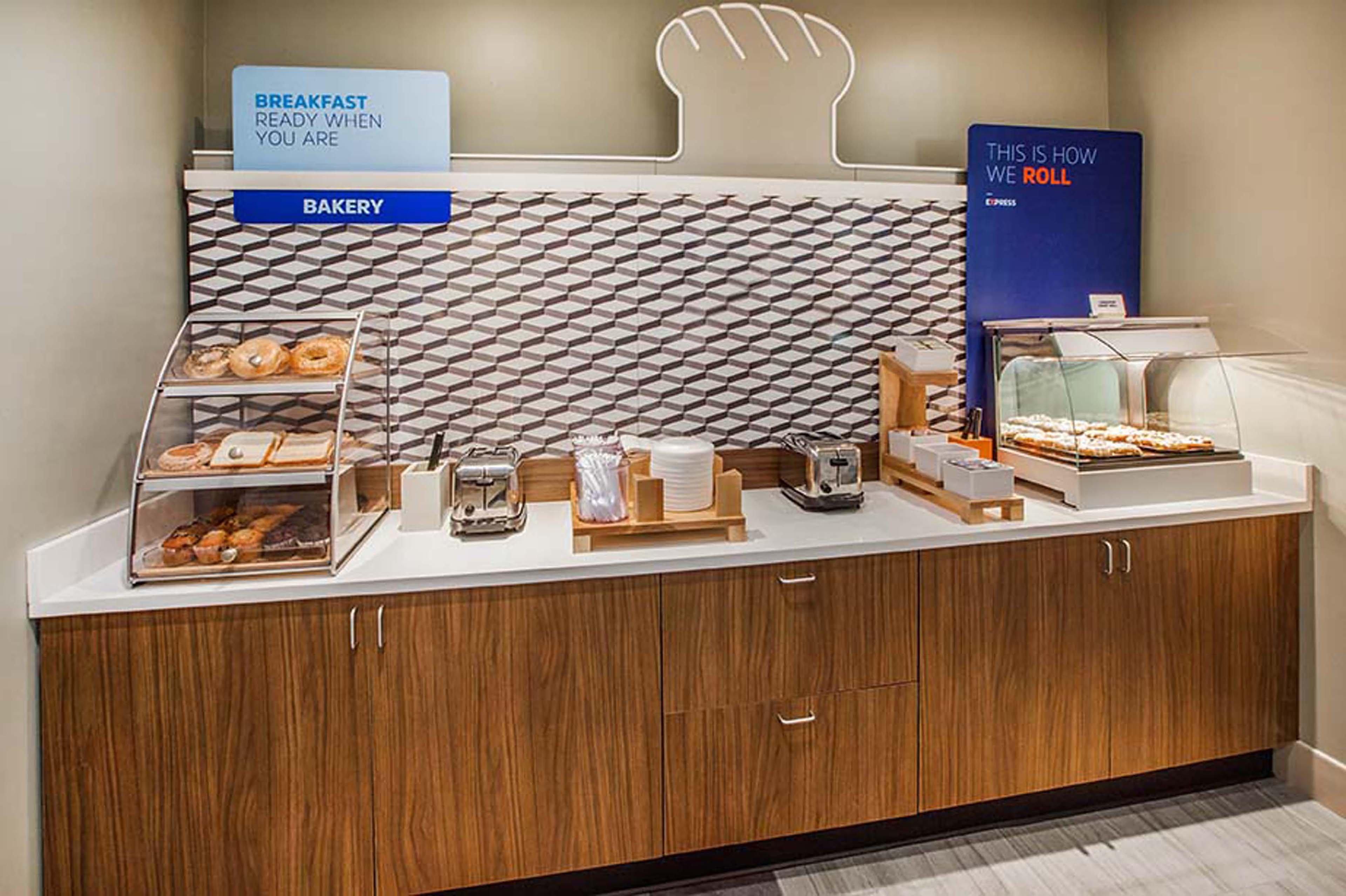 Holiday Inn Express & Suites - Seattle South - Tukwila By Ihg Eksteriør bilde
