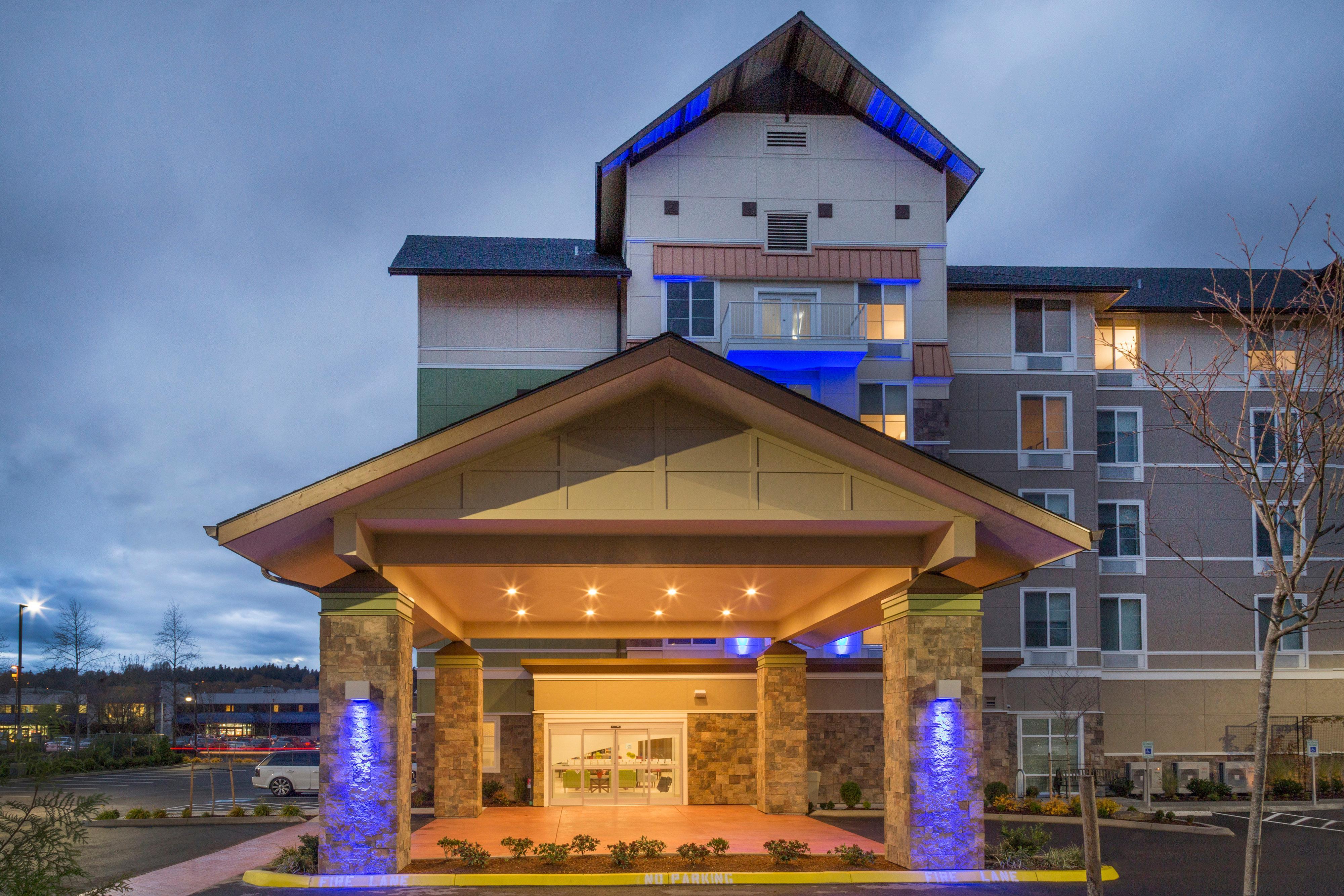 Holiday Inn Express & Suites - Seattle South - Tukwila By Ihg Eksteriør bilde